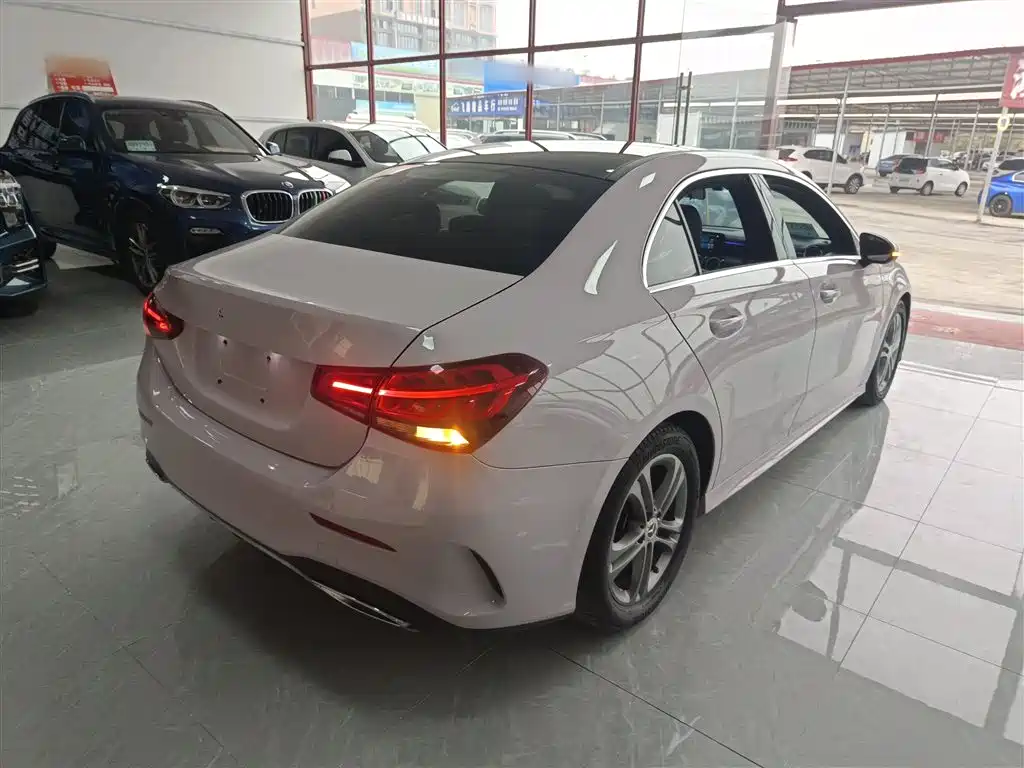 Mercedes-Benz Mercedes-Benz A-Class 2021 Facelift A 180 L Sport Sedan