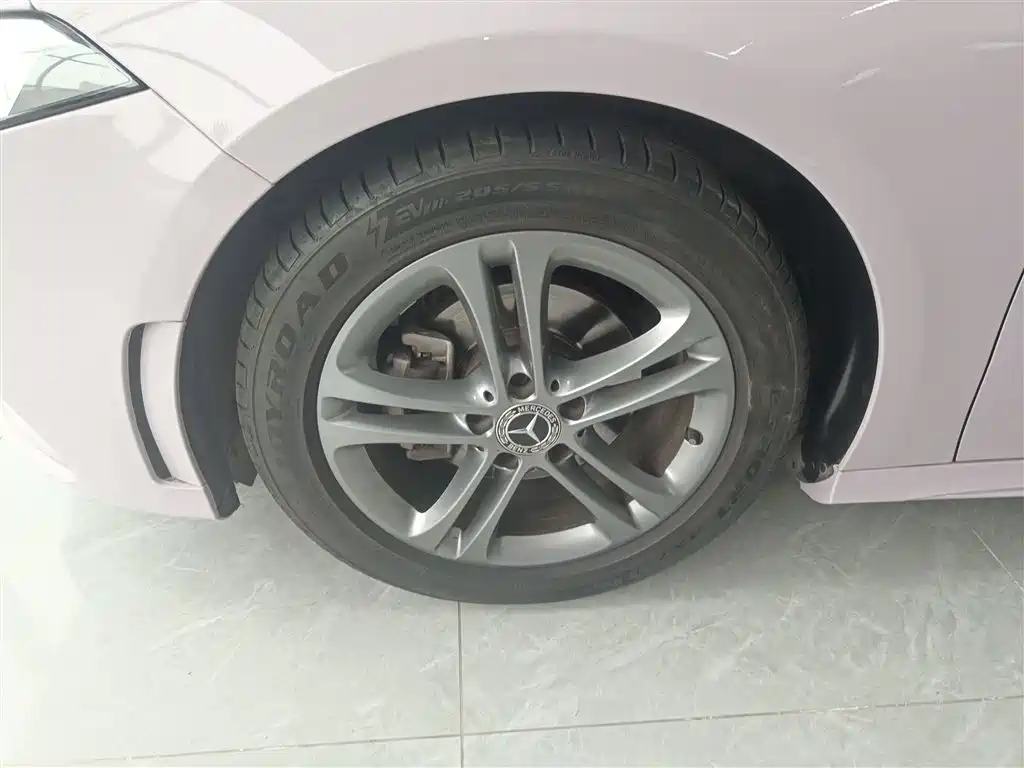 Mercedes-Benz Mercedes-Benz A-Class 2021 Facelift A 180 L Sport Sedan