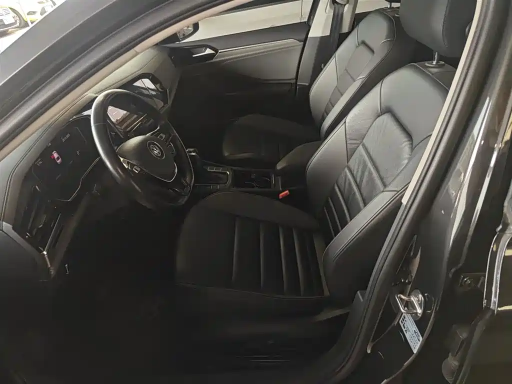 Volkswagen Sagitar 2022 280TSI DSG Soaring Edition