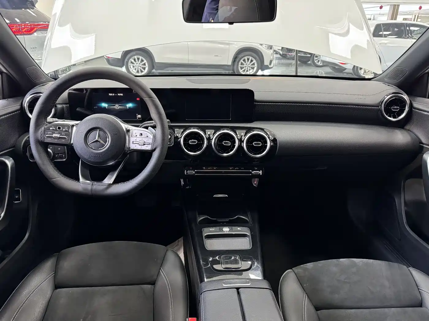 Mercedes-Benz Mercedes-Benz A-Class 2020 A 180 L Sport Sedan