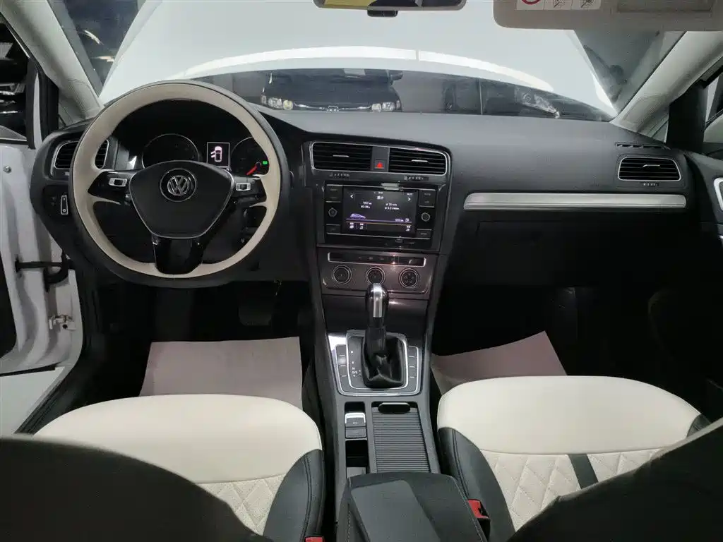 Volkswagen Golf 2018 230TSI Automatic Comfort