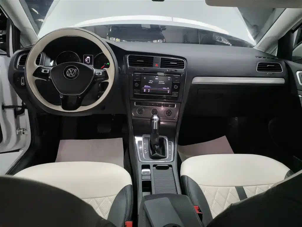 Volkswagen Golf 2018 230TSI Automatic Comfort