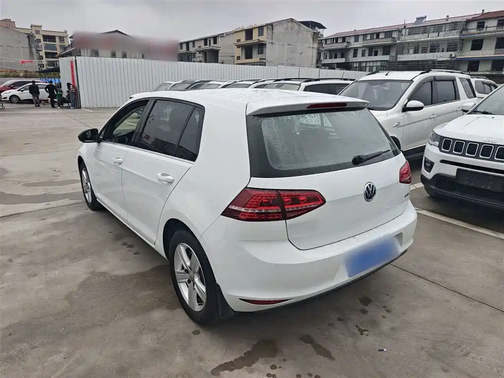 Volkswagen Golf 2016 1.6L Automatic Comfort