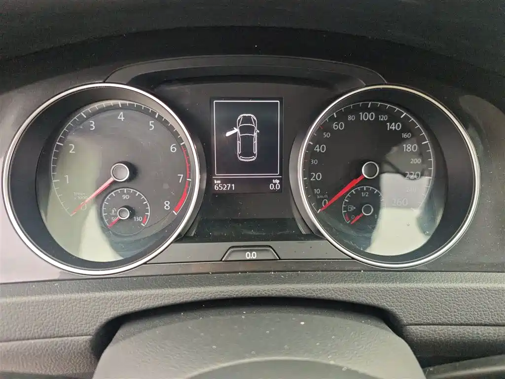 Volkswagen Golf 2016 1.6L Automatic Comfort