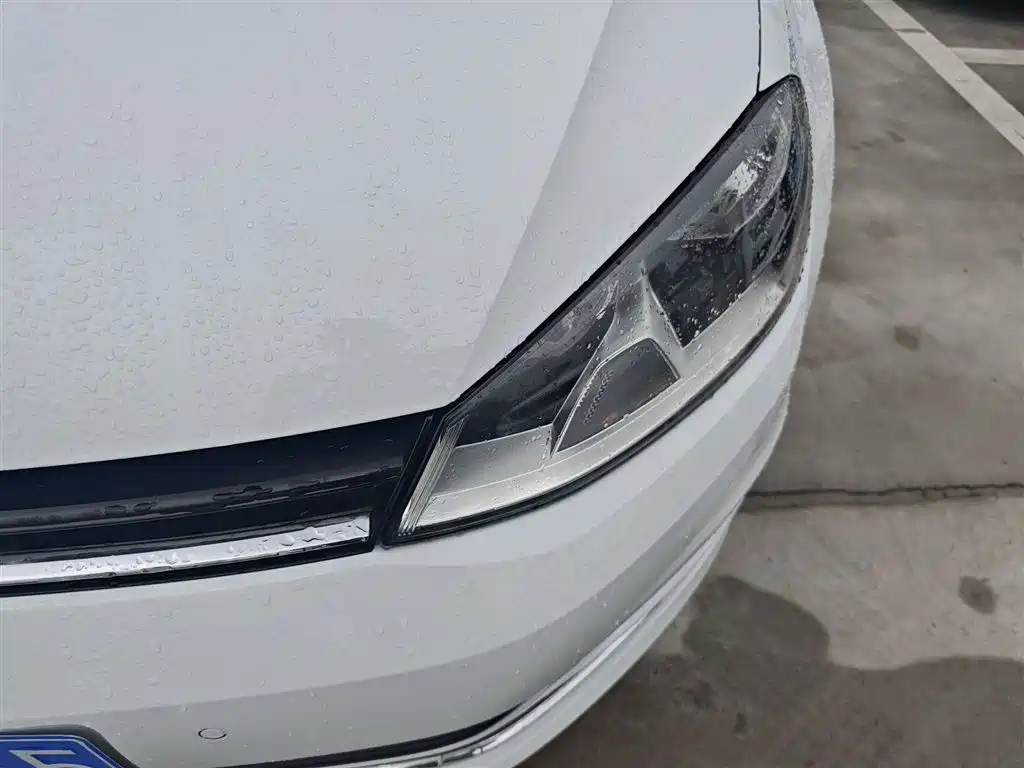 Volkswagen Golf 2016 1.6L Automatic Comfort
