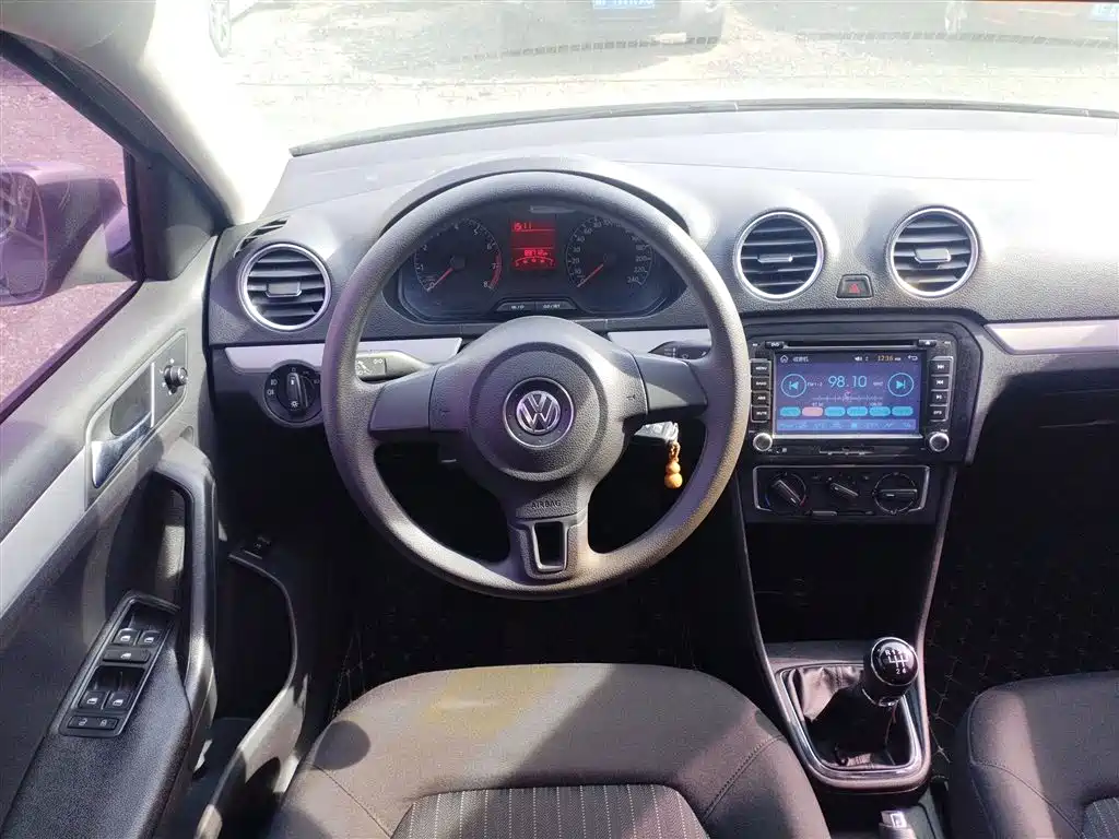 Volkswagen Jetta 2015 Value Edition 1.6L Manual Comfort
