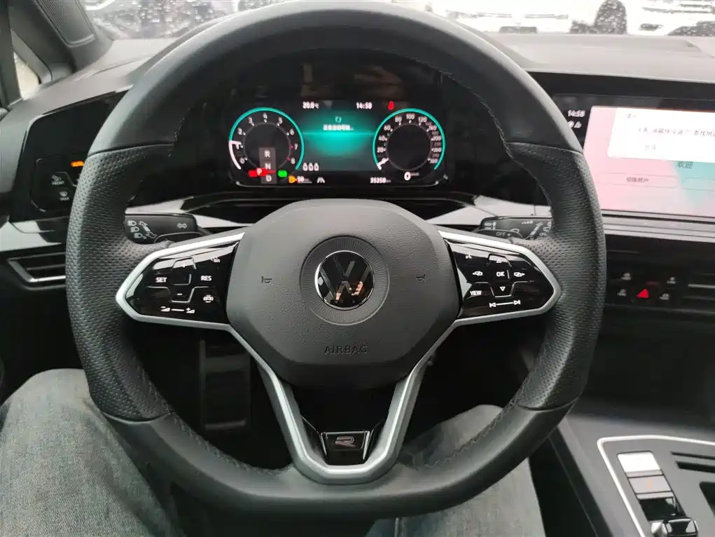 Volkswagen Golf 2023 280TSI DSG R-Line Lite