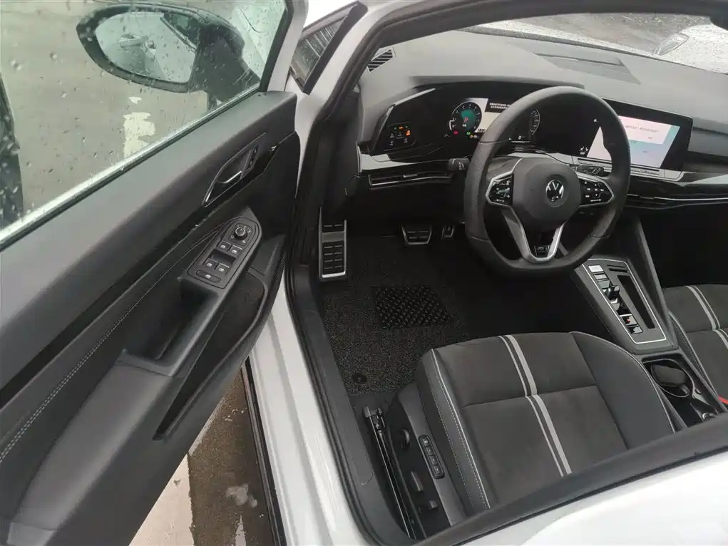 Volkswagen Golf 2023 280TSI DSG R-Line Lite