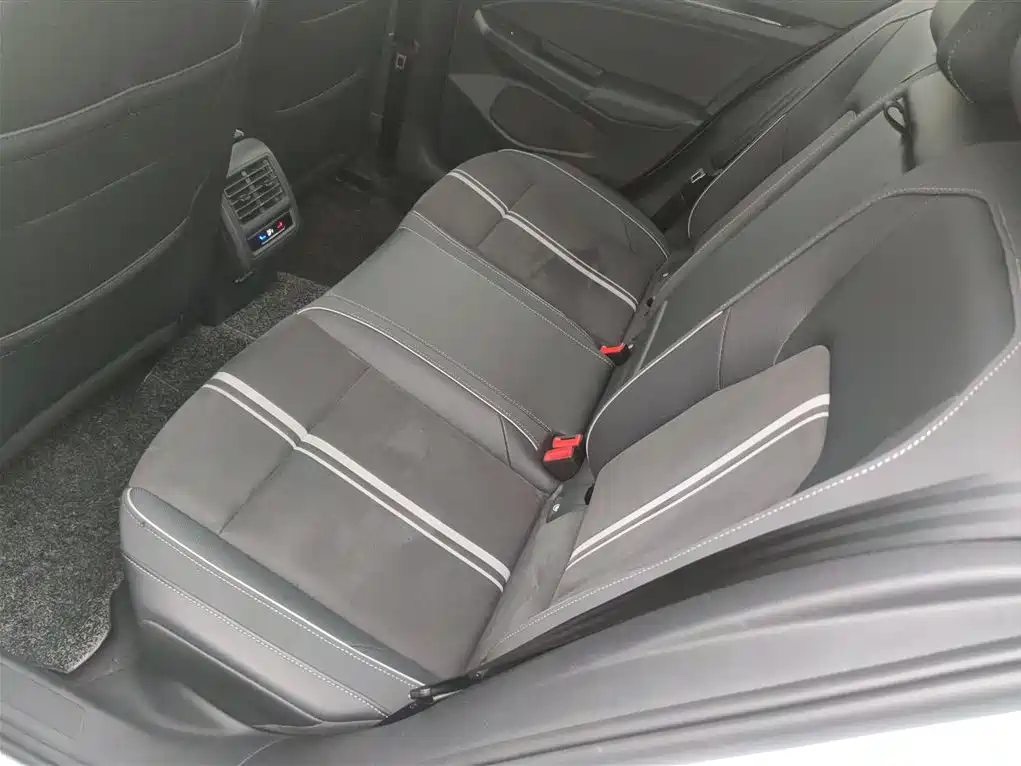 Volkswagen Golf 2023 280TSI DSG R-Line Lite