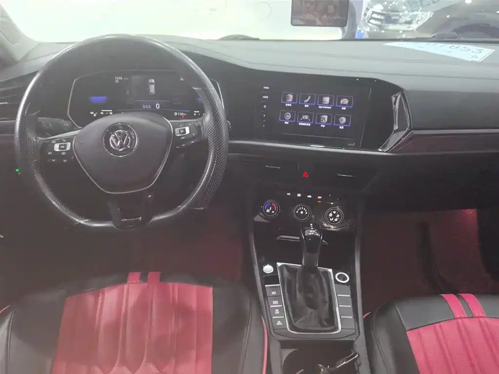 Volkswagen Sagitar 2021 280TSI DSG Surpassing Edition