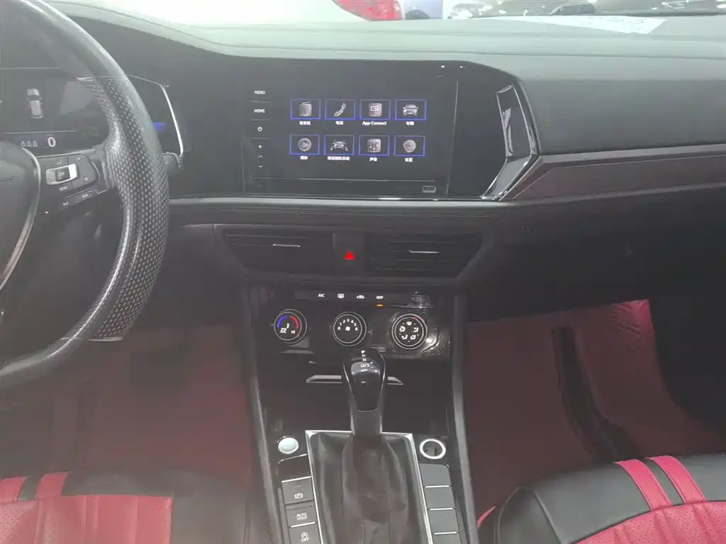 Volkswagen Sagitar 2021 280TSI DSG Surpassing Edition