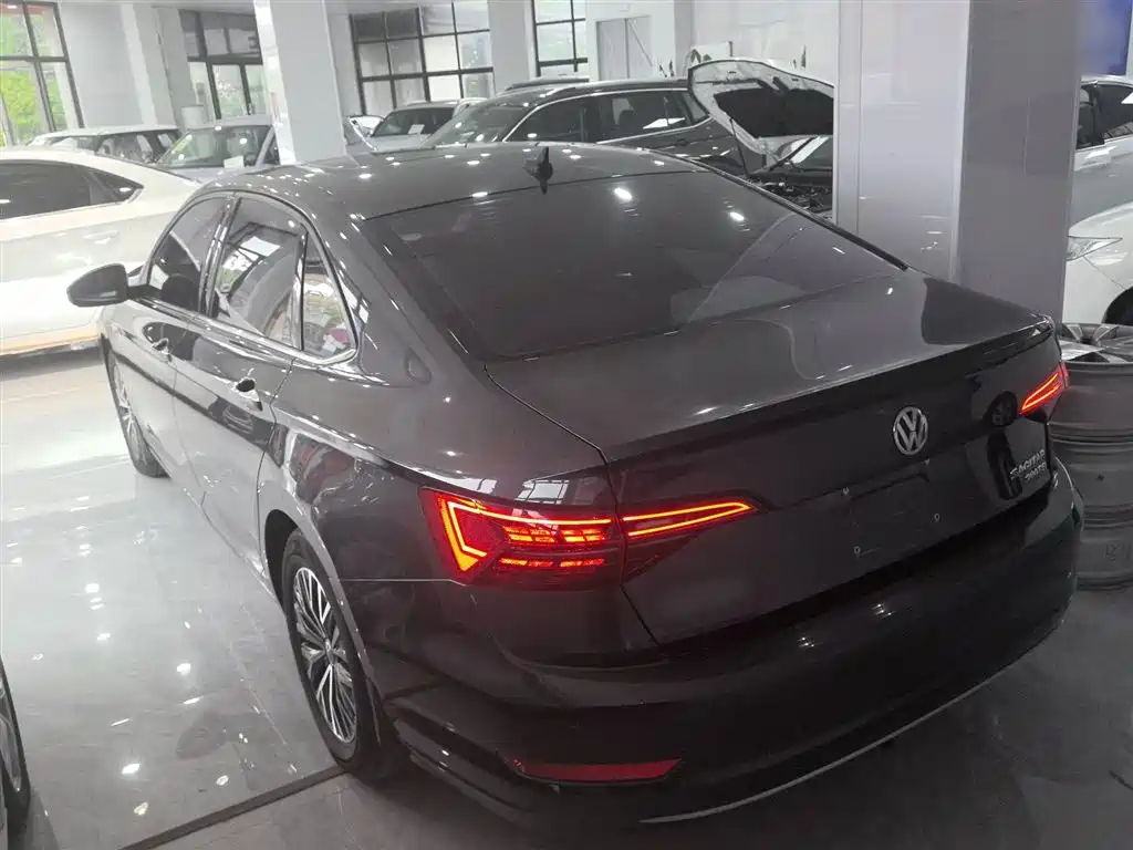 Volkswagen Sagitar 2021 280TSI DSG Surpassing Edition