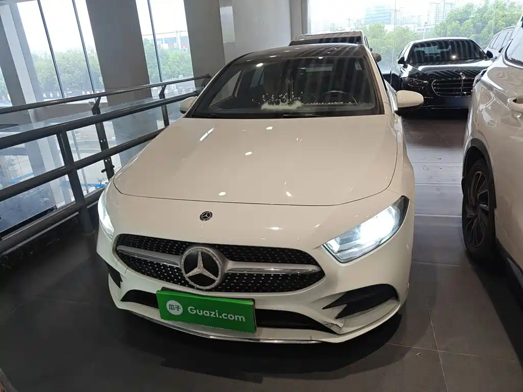 Mercedes-Benz Mercedes-Benz A-Class 2020 A 180 L Sport Sedan