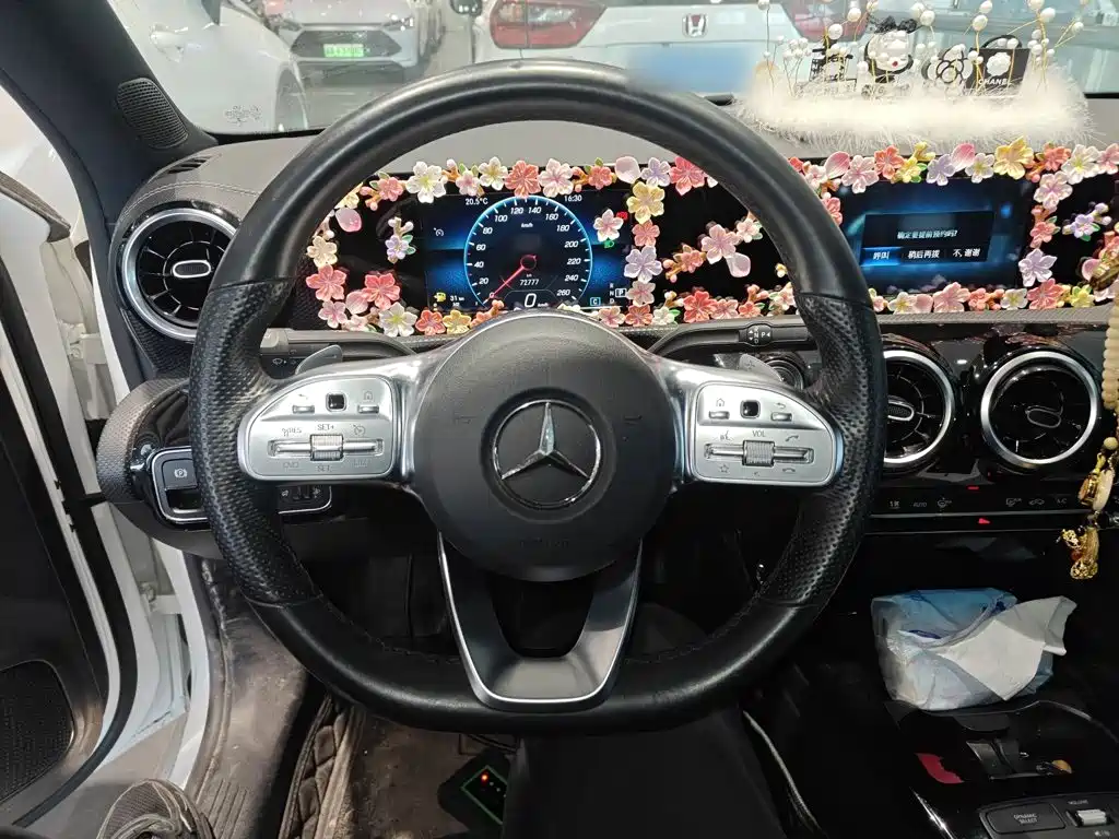 Mercedes-Benz Mercedes-Benz A-Class 2020 A 180 L Sport Sedan