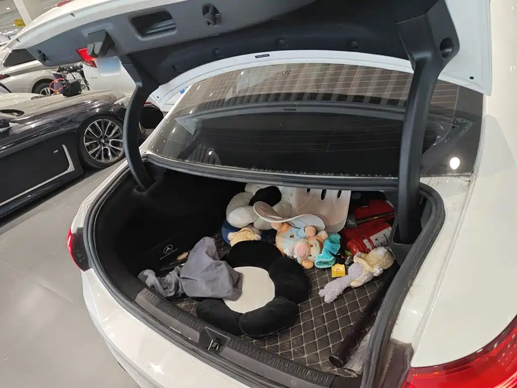Mercedes-Benz Mercedes-Benz A-Class 2020 A 180 L Sport Sedan