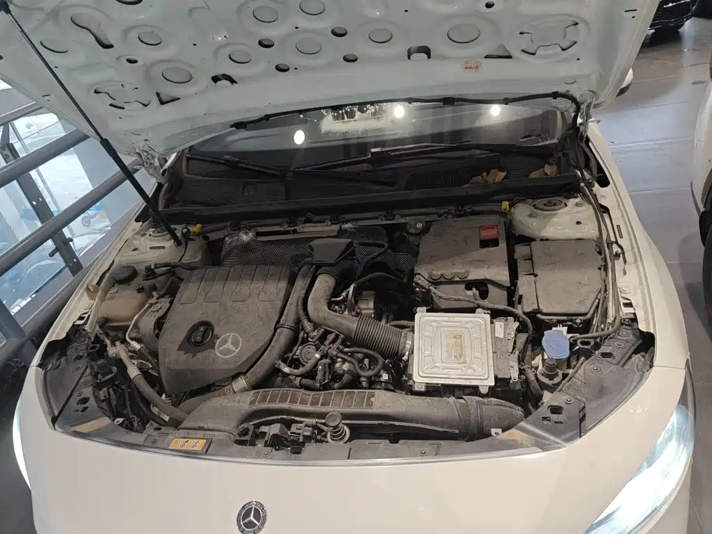 Mercedes-Benz Mercedes-Benz A-Class 2020 A 180 L Sport Sedan