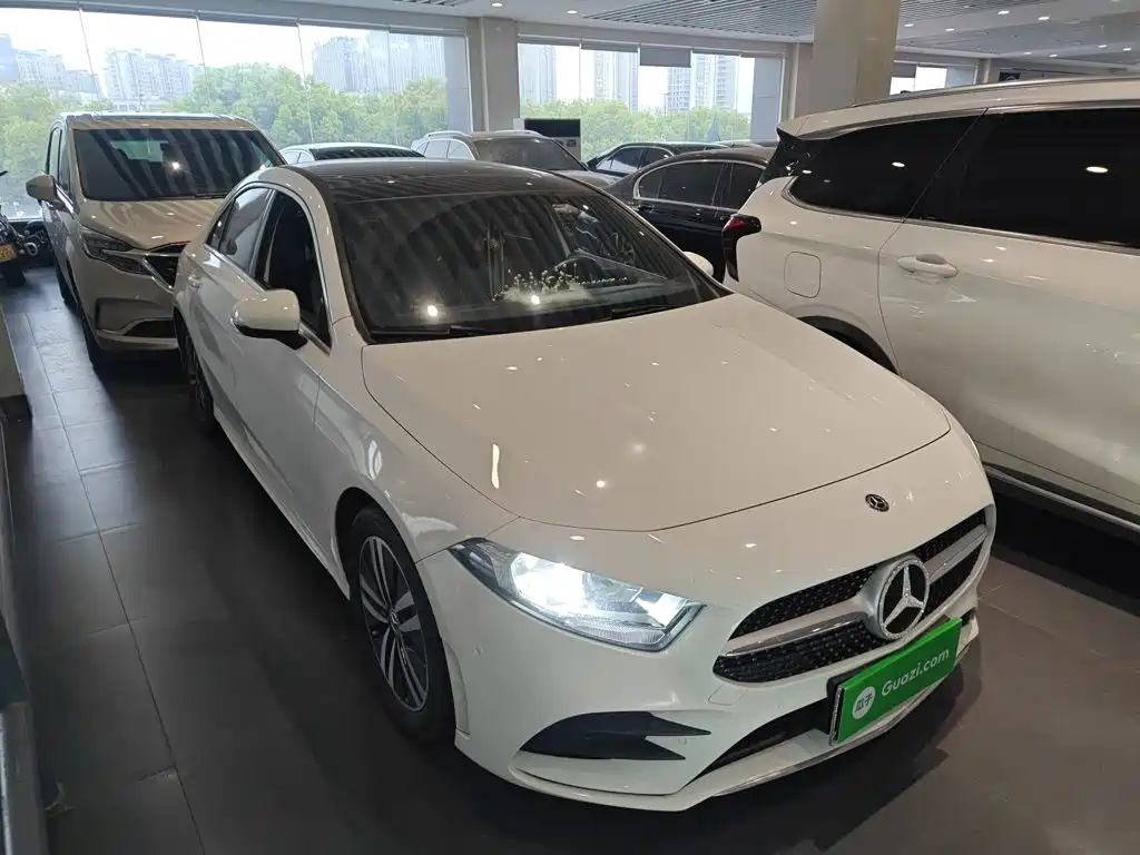 Mercedes-Benz Mercedes-Benz A-Class 2020 A 180 L Sport Sedan