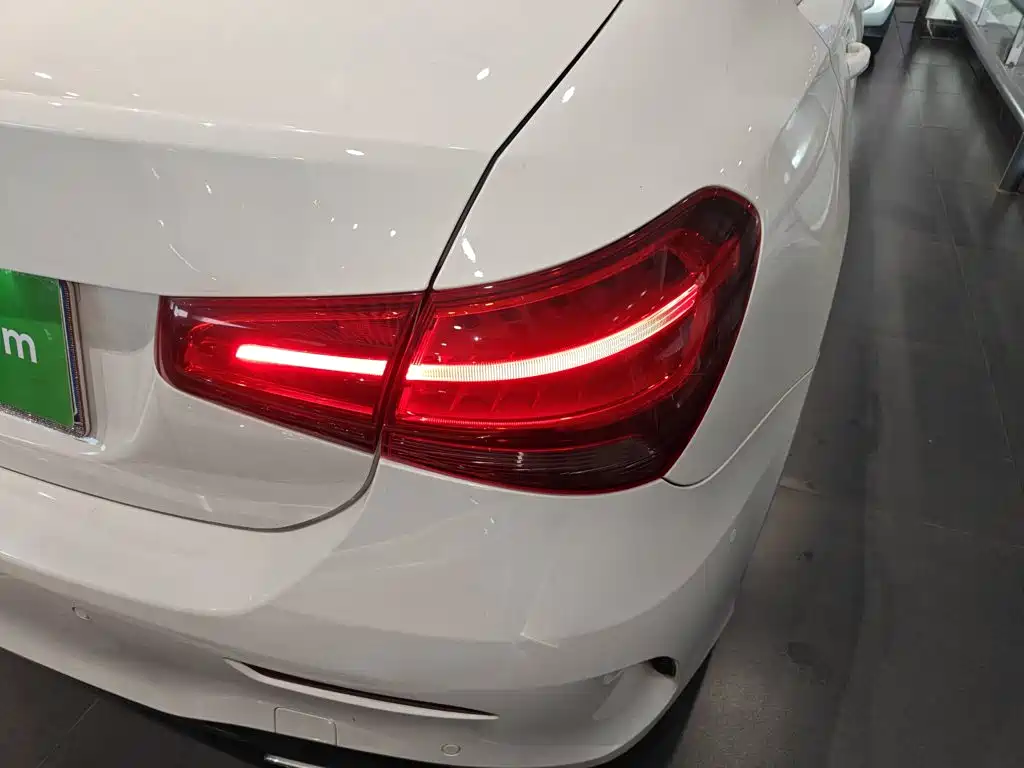 Mercedes-Benz Mercedes-Benz A-Class 2020 A 180 L Sport Sedan