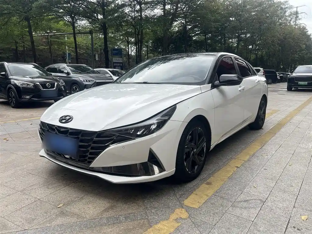 Hyundai Elantra 2021 1.5L CVT GLX Elite Edition
