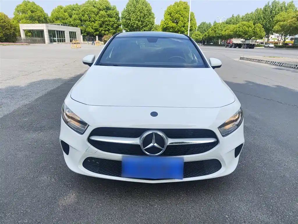Mercedes-Benz Mercedes-Benz A-Class 2021 A 180 L