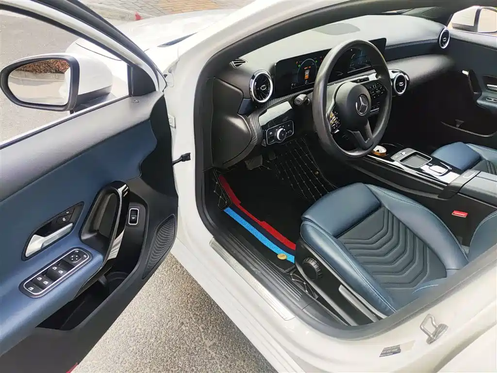 Mercedes-Benz Mercedes-Benz A-Class 2021 A 180 L