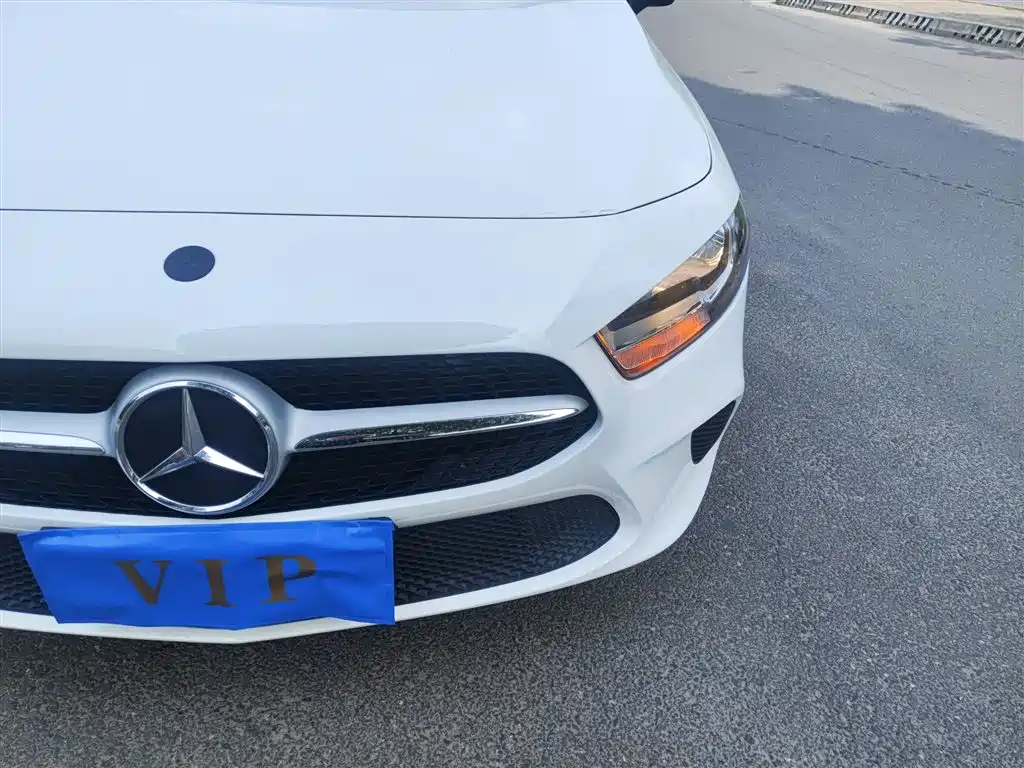 Mercedes-Benz Mercedes-Benz A-Class 2021 A 180 L
