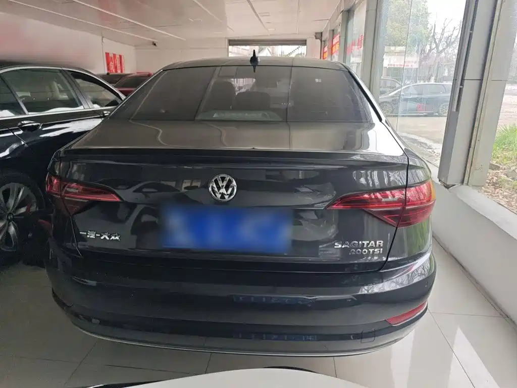 Volkswagen Sagitar 2021 200TSI DSG Surpassing Edition