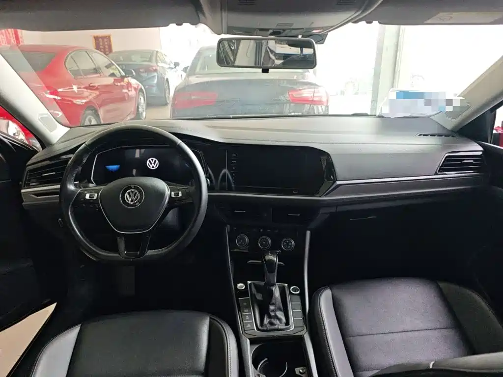 Volkswagen Sagitar 2021 200TSI DSG Surpassing Edition