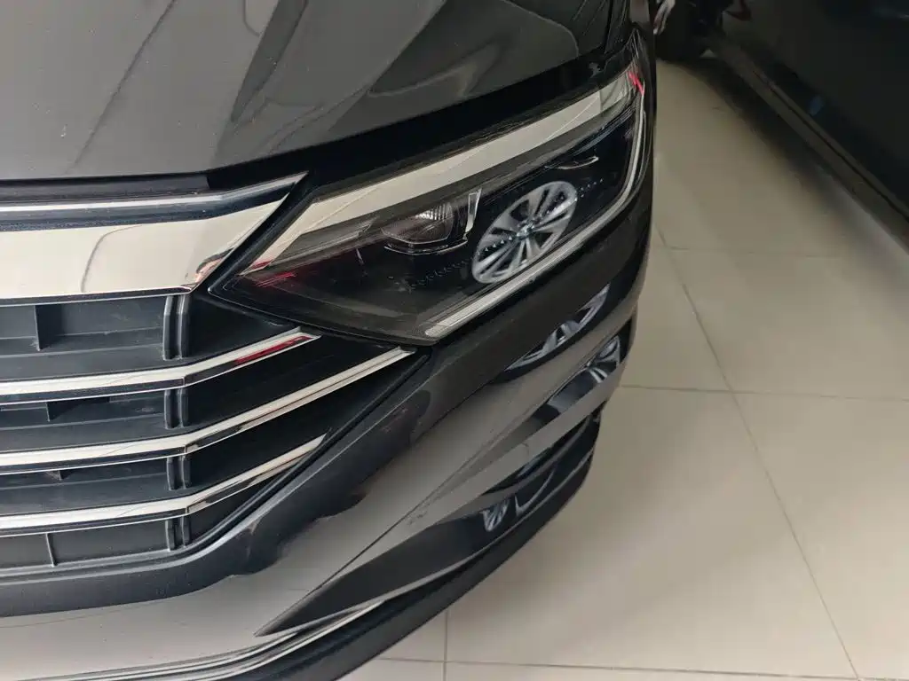 Volkswagen Sagitar 2021 200TSI DSG Surpassing Edition