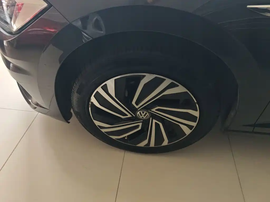 Volkswagen Sagitar 2021 200TSI DSG Surpassing Edition