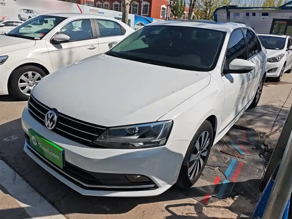 Volkswagen Sagitar 2017 230TSI Automatic Comfort