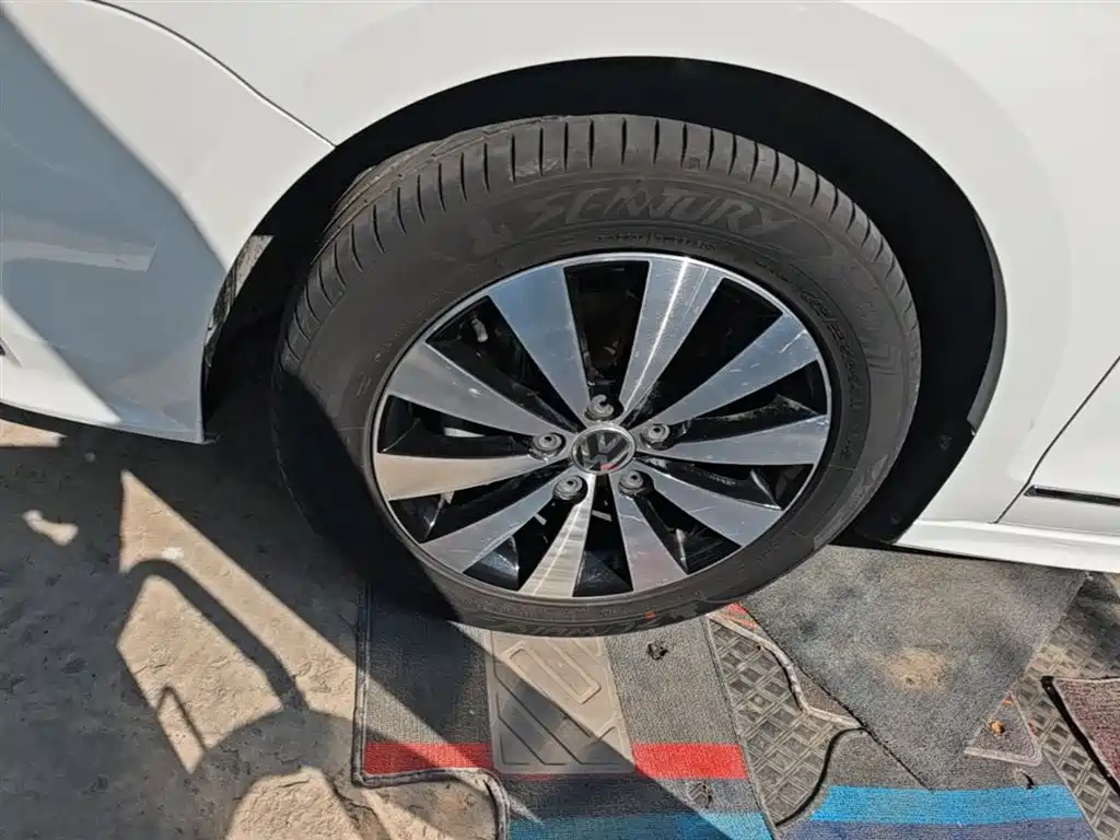 Volkswagen Sagitar 2017 230TSI Automatic Comfort