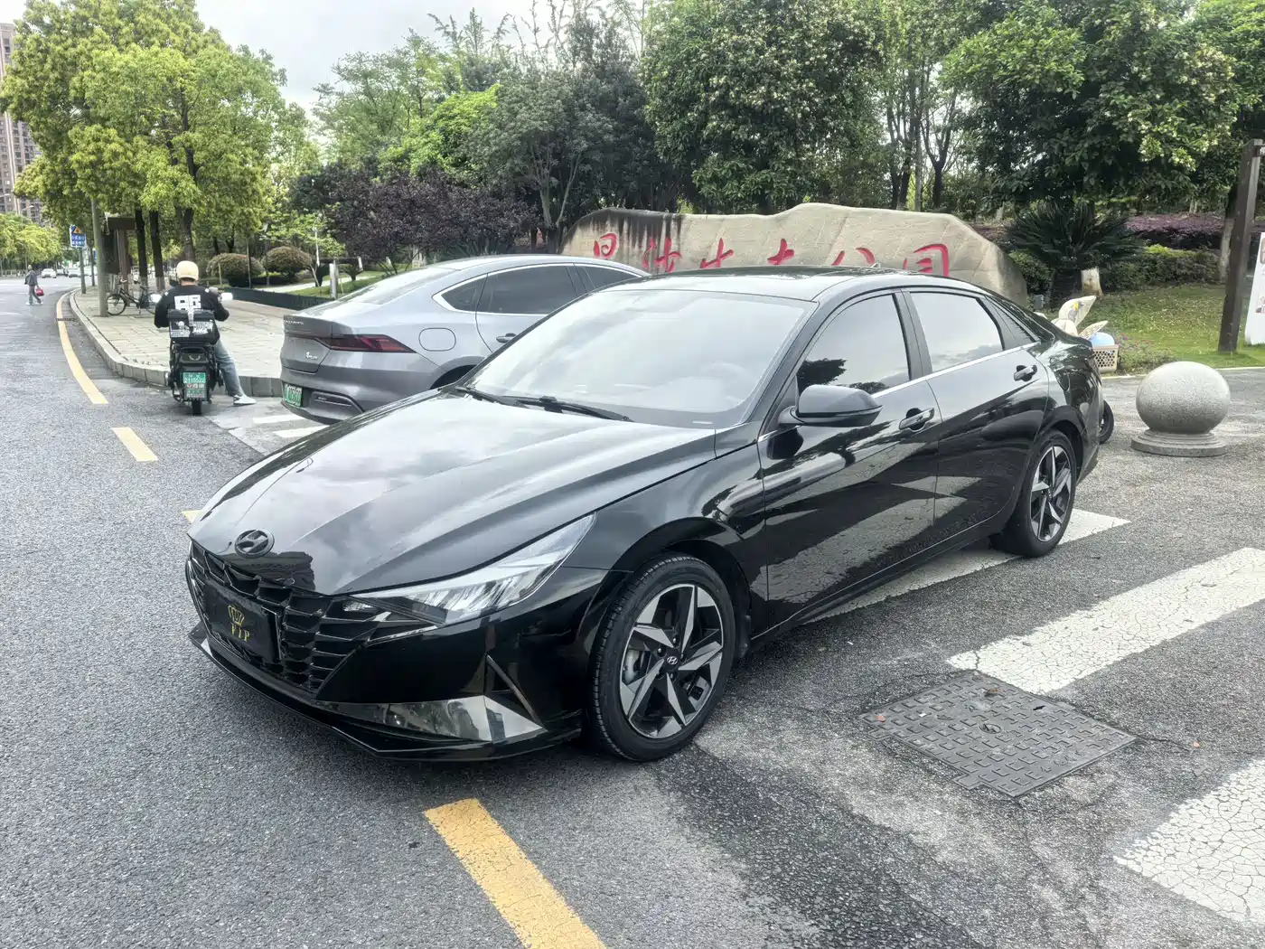 Hyundai Elantra 2021 1.5L CVT GLX Elite Edition