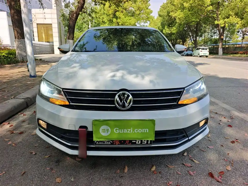 Volkswagen Sagitar 2018 1.6L Automatic Comfort