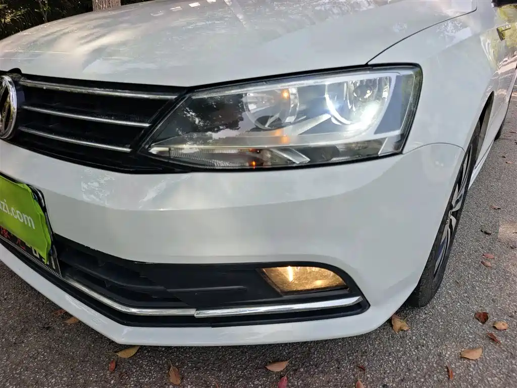 Volkswagen Sagitar 2018 1.6L Automatic Comfort