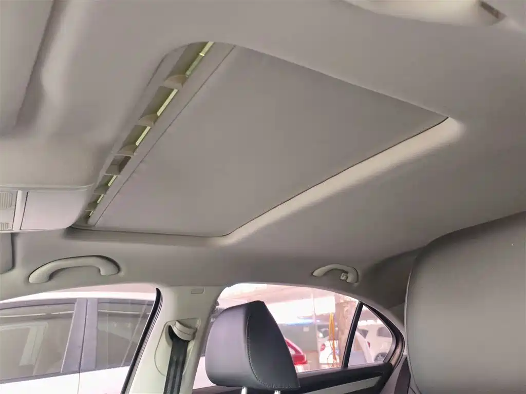 Volkswagen Sagitar 2017 230TSI Automatic Comfort