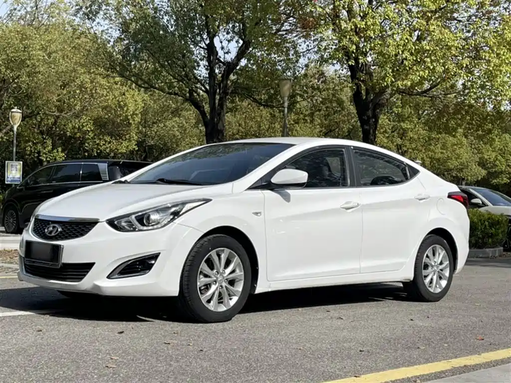 Hyundai Langdong 2016 1.6L Automatic Smart Edition