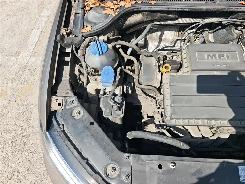 Volkswagen Sagitar 2015 1.6L Automatic Comfort