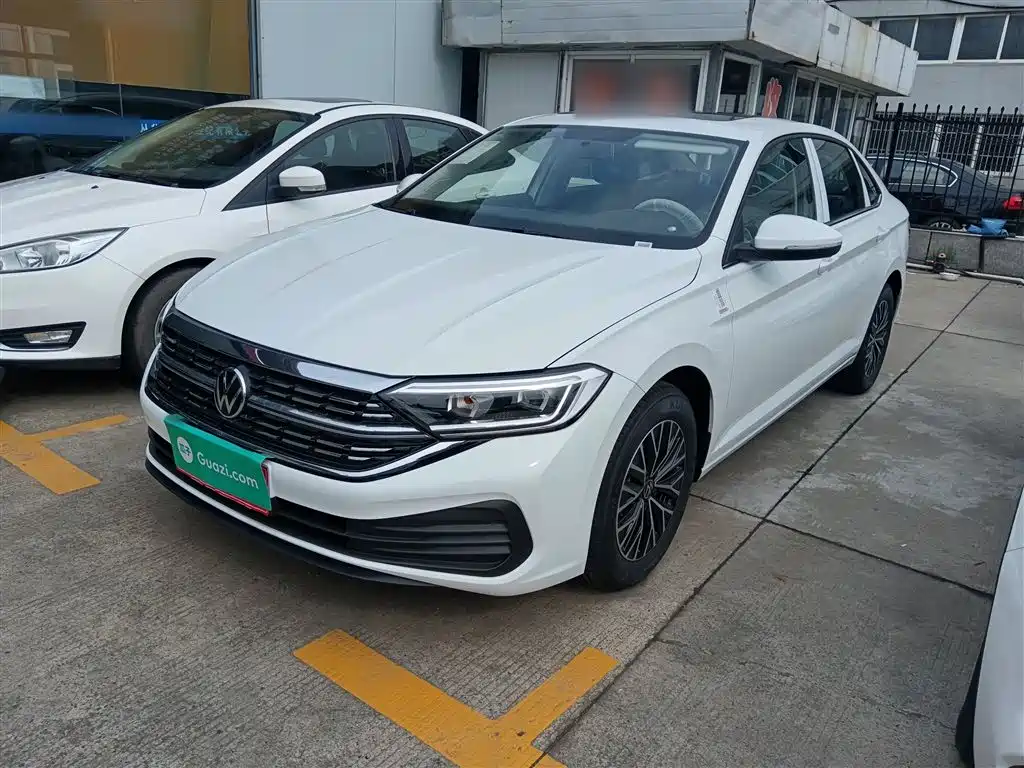 Volkswagen Sagitar 2025 Model Year Facelift 200TSI DSG Soaring Edition
