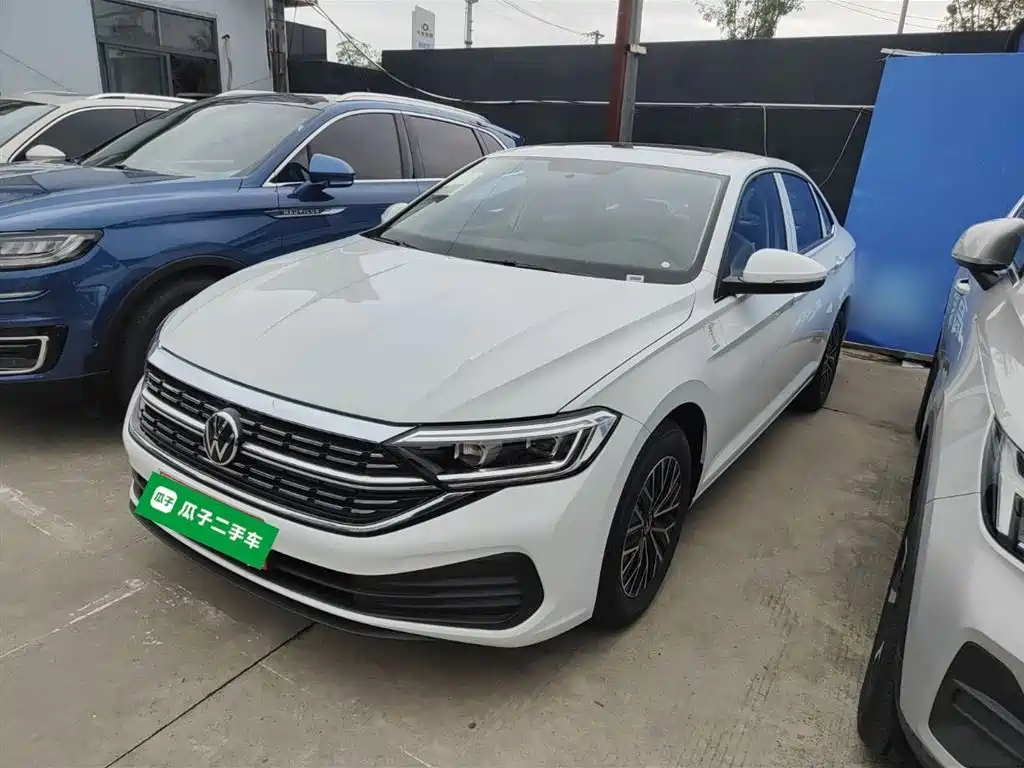 Volkswagen Sagitar 2025 Model Year Facelift 200TSI DSG Soaring Edition