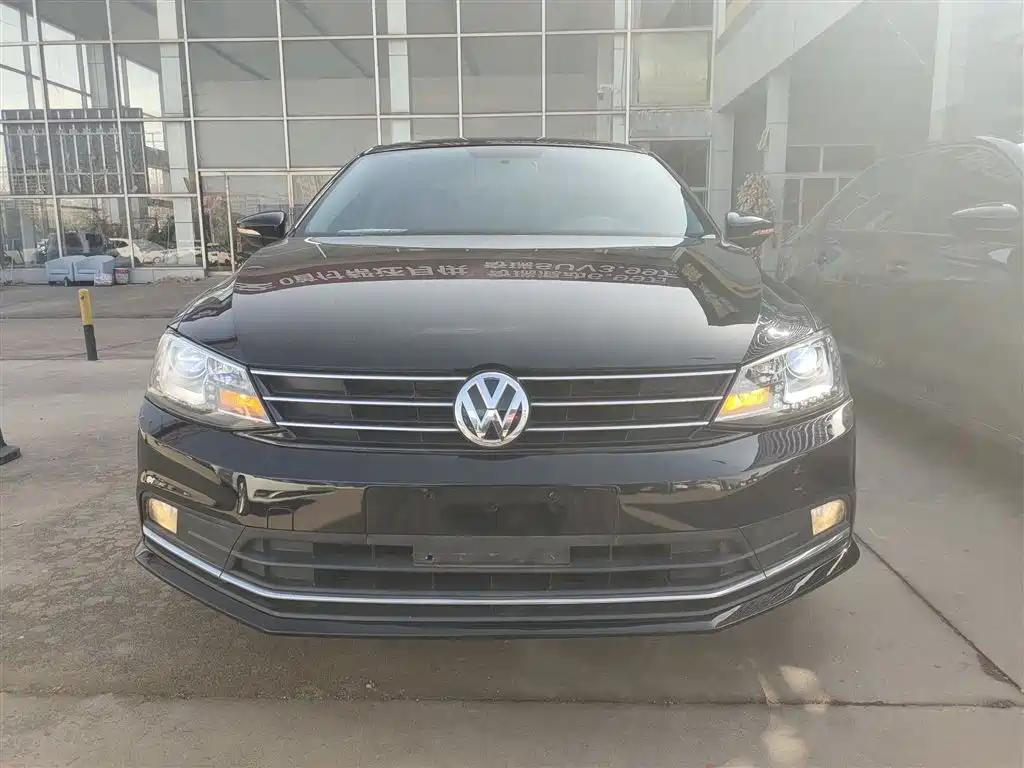 Volkswagen Sagitar 2015 230TSI Automatic Comfort