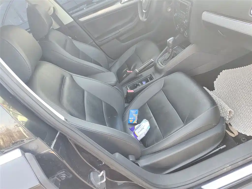 Volkswagen Sagitar 2015 230TSI Automatic Comfort