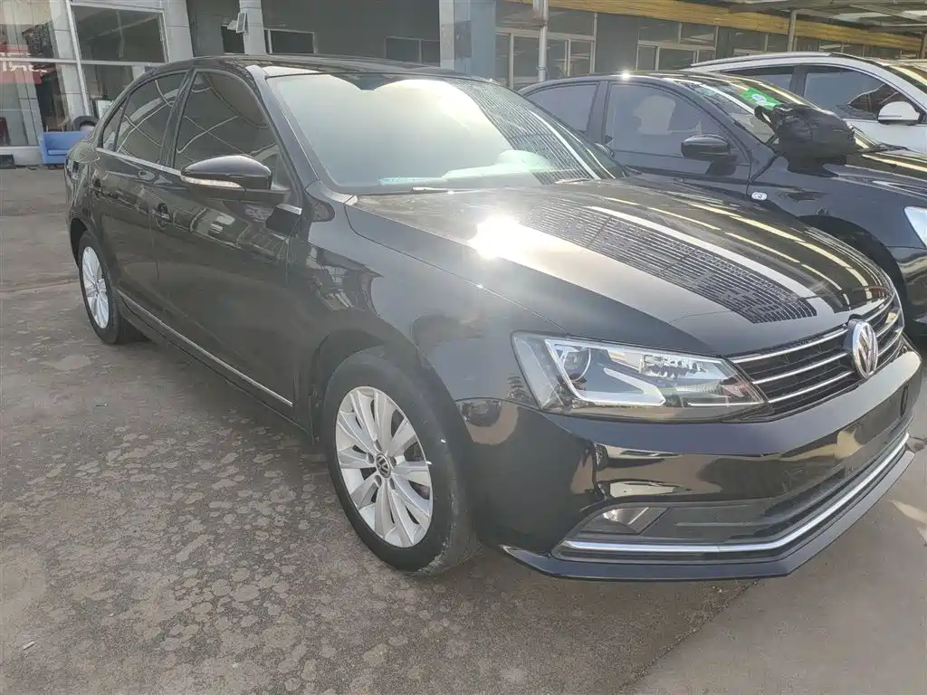 Volkswagen Sagitar 2015 230TSI Automatic Comfort