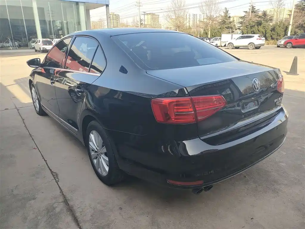 Volkswagen Sagitar 2015 230TSI Automatic Comfort