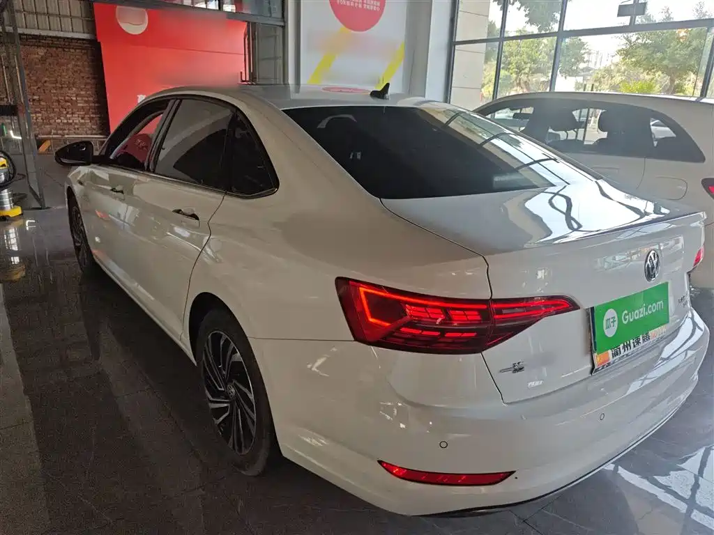 Volkswagen Sagitar 2021 280TSI DSG Surpassing Edition