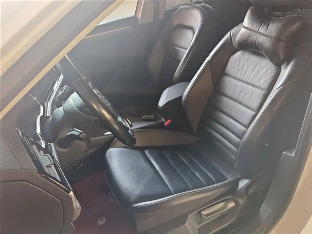 Volkswagen Sagitar 2021 280TSI DSG Surpassing Edition
