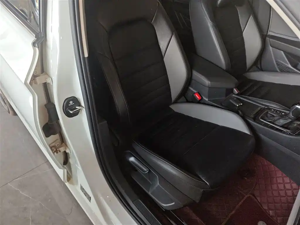 Volkswagen Sagitar 2021 280TSI DSG Surpassing Edition