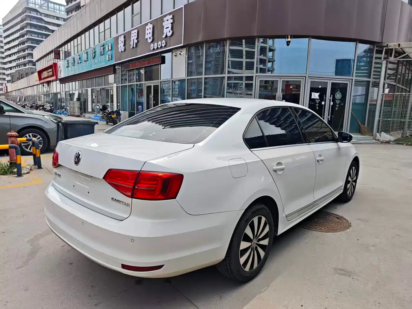 Volkswagen Sagitar 2018 1.6L Automatic Comfort