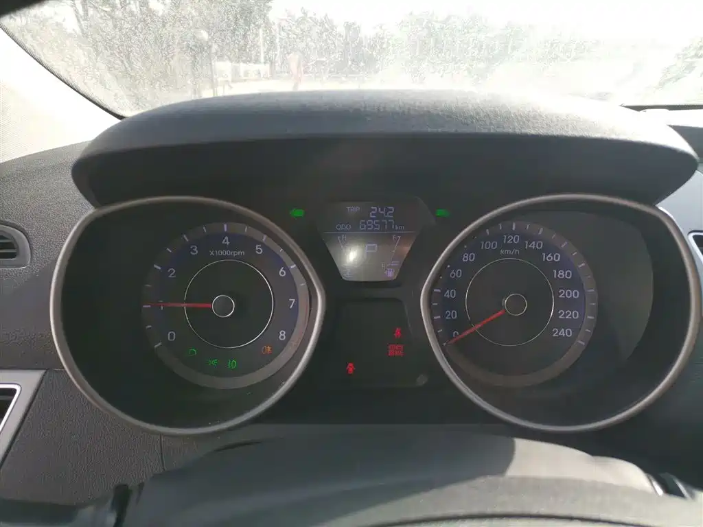 Hyundai Langdong 2016 1.6L Automatic Smart Edition