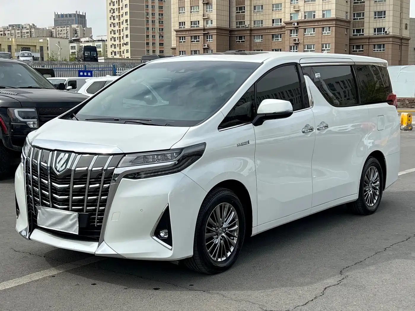 Toyota Alphard 2021 Hybrid 2.5L Premium